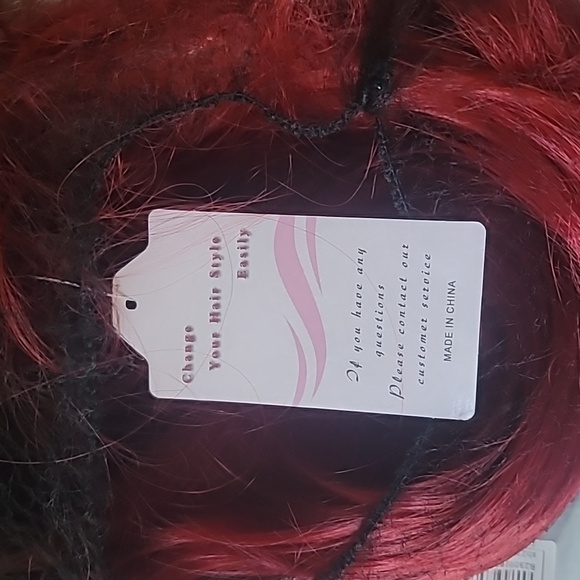 Wig - Picture 5 of 5